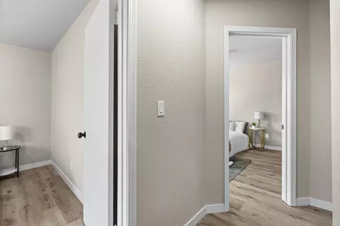 Entry Way - 1340 Bennett Ave, Dos Palos, CA 93620 photo 5 of 7