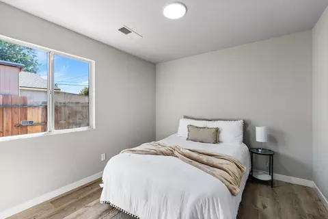 Bedroom - 1340 Bennett Ave, Dos Palos, CA 93620 photo 5 of 5