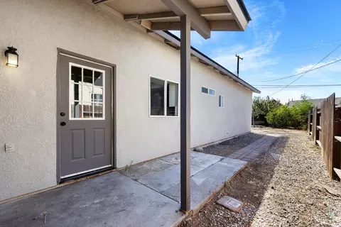 Exterior - 1340 Bennett Ave, Dos Palos, CA 93620 photo 4 of 8
