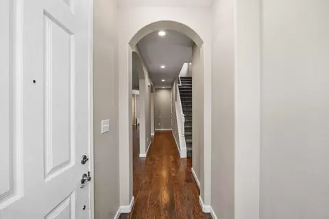 Entry Way - 706 Anne Marie Way, Isleton, CA 95641 photo 1 of 6