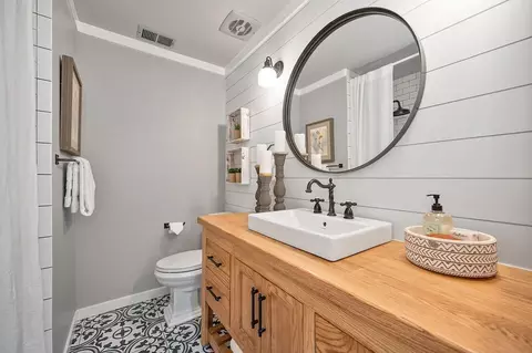 Bath - 3875 Oak Tree Ln, Loomis, CA 95650 photo 4 of 4