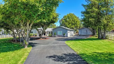 Exterior - 3875 Oak Tree Ln, Loomis, CA 95650 photo 11 of 14