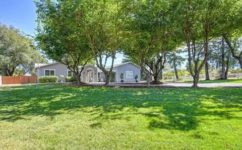 Exterior - 3875 Oak Tree Ln, Loomis, CA 95650 photo 14 of 14
