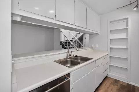 Kitchen - 3090 Woods Cir, Davis, CA 95616 photo 3 of 4