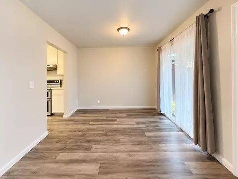 Living - 3090 Woods Cir, Davis, CA 95616 photo 3 of 3