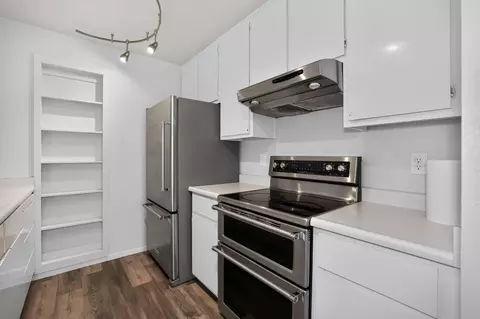 Kitchen - 3090 Woods Cir, Davis, CA 95616 photo 2 of 4