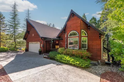 Exterior - 898 Dogwood Dr, Murphys, CA 95247 photo 7 of 33