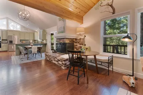 Dining - 898 Dogwood Dr, Murphys, CA 95247 photo 2 of 7