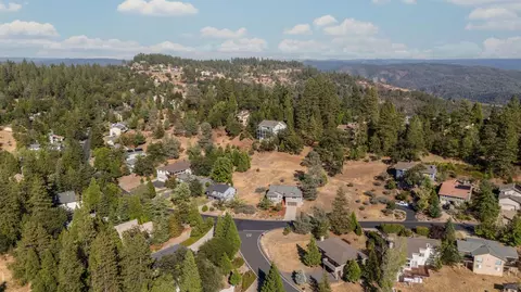 View/Area - 898 Dogwood Dr, Murphys, CA 95247 photo 1 of 4