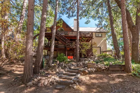 Exterior - 898 Dogwood Dr, Murphys, CA 95247 photo 4 of 33