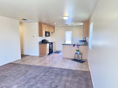 Living - 767 Taryn Ct, Merced, CA 95341 photo 1 of 2
