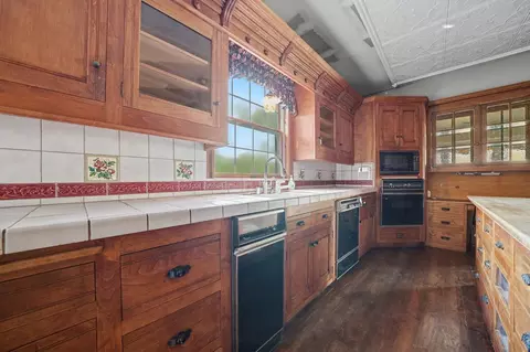 Kitchen - 54 Badger St, Sutter Creek, CA 95685 photo 5 of 9