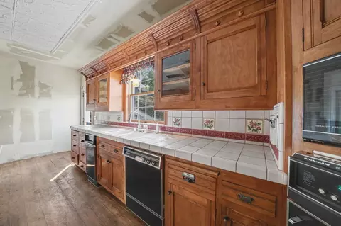 Kitchen - 54 Badger St, Sutter Creek, CA 95685 photo 6 of 9