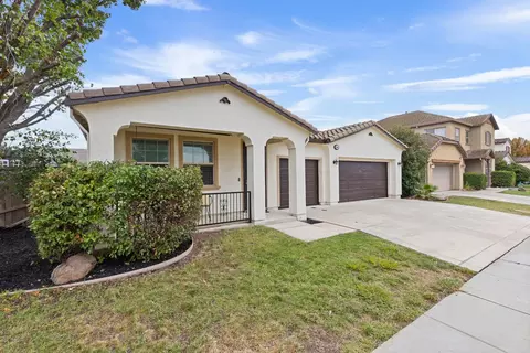 Exterior - 4045 Huston Way, Olivehurst, CA 95961 photo 3 of 7