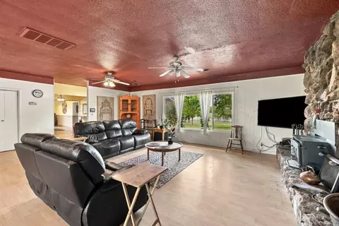 Living - 2191 Archer, Live Oak, CA 95953 photo 2 of 4