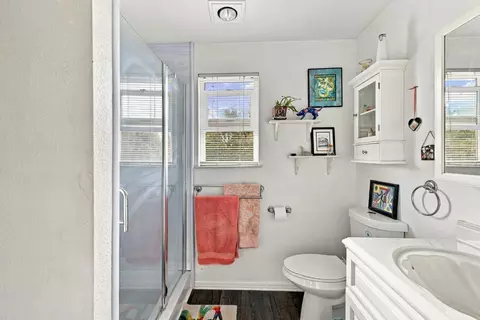 Bath - 2191 Archer, Live Oak, CA 95953 photo 4 of 5
