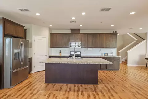 Kitchen - 1944 Solano Dr, Lathrop, CA 95330 photo 2 of 4