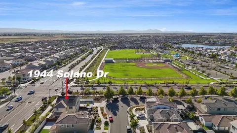 View/Area - 1944 Solano Dr, Lathrop, CA 95330 photo 9 of 14