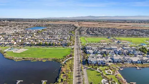 View/Area - 1944 Solano Dr, Lathrop, CA 95330 photo 13 of 14