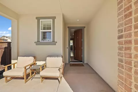 Exterior - 1944 Solano Dr, Lathrop, CA 95330 photo 6 of 19
