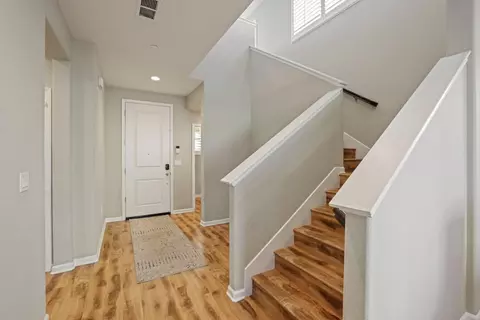Entry Way - 1944 Solano Dr, Lathrop, CA 95330 photo 3 of 10