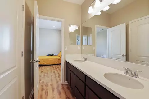 Entry Way - 1944 Solano Dr, Lathrop, CA 95330 photo 10 of 10