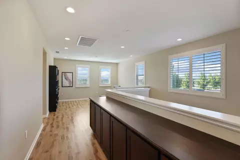 Entry Way - 1944 Solano Dr, Lathrop, CA 95330 photo 8 of 10