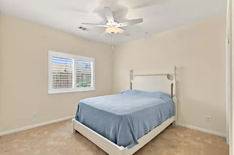 Bedroom - 950 Chisholm Trl, Galt, CA 95632 photo 3 of 5