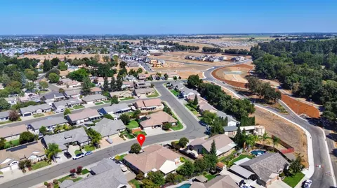View/Area - 950 Chisholm Trl, Galt, CA 95632 photo 7 of 7