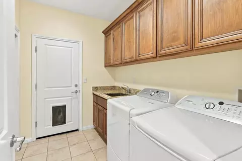 Other - 950 Chisholm Trl, Galt, CA 95632 photo 5 of 7