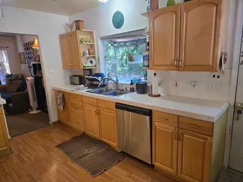 Kitchen - 3213 Stanley Blvd, Lafayette, CA 94549 photo 1 of 3