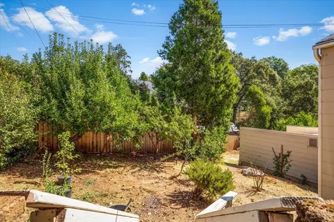 Exterior - 949 Simas Way, Placerville, CA 95667 photo 6 of 13