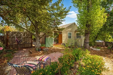 Exterior - 949 Simas Way, Placerville, CA 95667 photo 5 of 13
