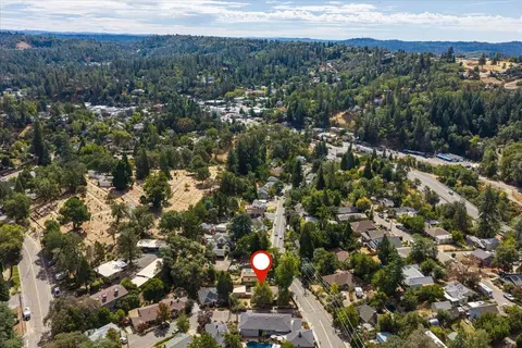 View/Area - 949 Simas Way, Placerville, CA 95667 photo 6 of 9