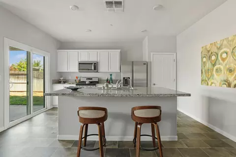 Kitchen - 3237 Pirelli Ct, Modesto, CA 95355 photo 1 of 4