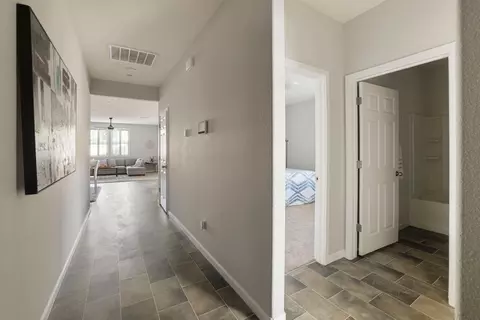 Entry Way - 3237 Pirelli Ct, Modesto, CA 95355 photo 2 of 2