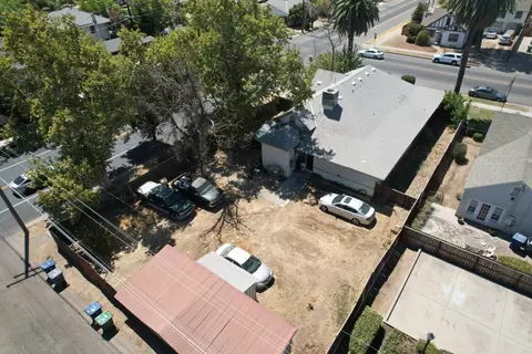 View/Area - 125 S I St, Madera, CA 93637 photo 1 of 2