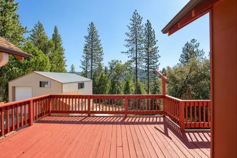 16534 Alpine Ln, Pioneer, CA 95666