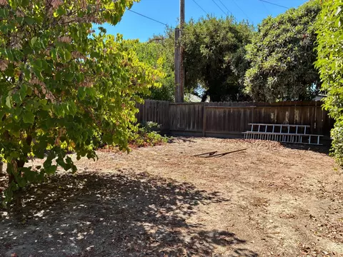 Exterior - 1217 Rose Ave, Modesto, CA 95355 photo 4 of 6