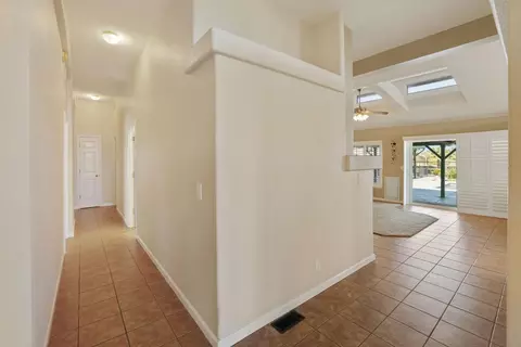 Entry Way - 20269 S Macarthur Dr, Tracy, CA 95304 photo 4 of 6