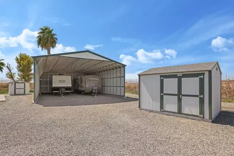 Exterior - 20269 S Macarthur Dr, Tracy, CA 95304 photo 24 of 26