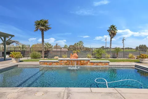 Exterior - 20269 S Macarthur Dr, Tracy, CA 95304 photo 12 of 26