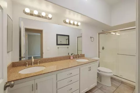 Bath - 20269 S Macarthur Dr, Tracy, CA 95304 photo 1 of 6