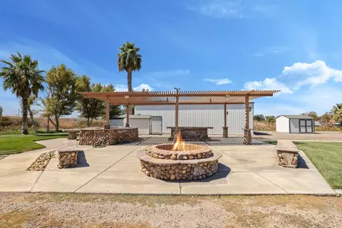 Exterior - 20269 S Macarthur Dr, Tracy, CA 95304 photo 21 of 26