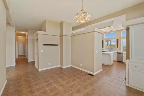 Entry Way - 20269 S Macarthur Dr, Tracy, CA 95304 photo 3 of 6