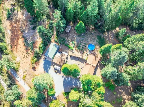View/Area - 1340 Paymaster Mine Rd, Georgetown, CA 95634 photo 1 of 3