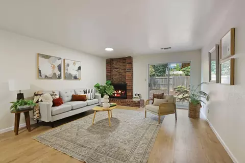 Living - 619 Hermosa Pl, Davis, CA 95616 photo 1 of 2