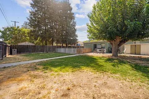 Exterior - 229 Kavanagh Ave, Modesto, CA 95350 photo 4 of 8