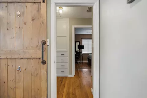 Entry Way - 229 Kavanagh Ave, Modesto, CA 95350 photo 2 of 3