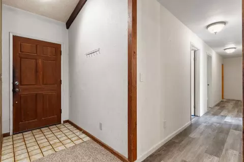 Entry Way - 6177 Silverleaf Dr, Foresthill, CA 95631 photo 3 of 7